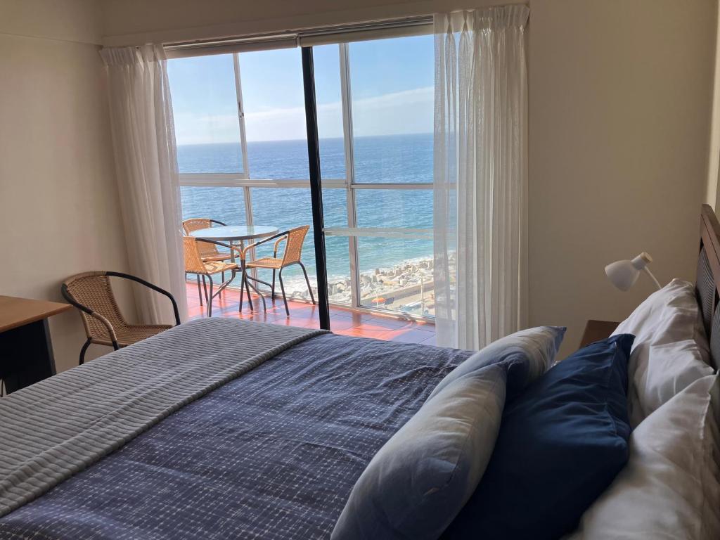 Beachfront apartment in Viña - 4