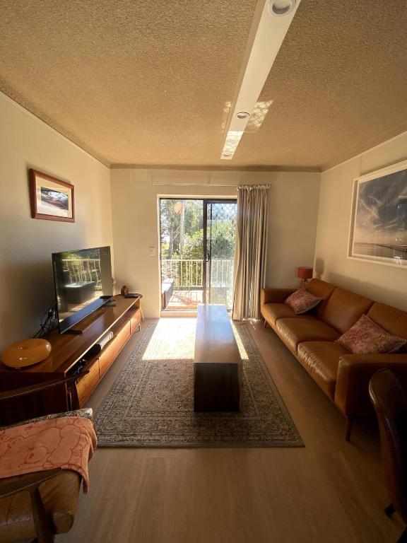 On The Jetty Lake-view Apartment, Long Jetty