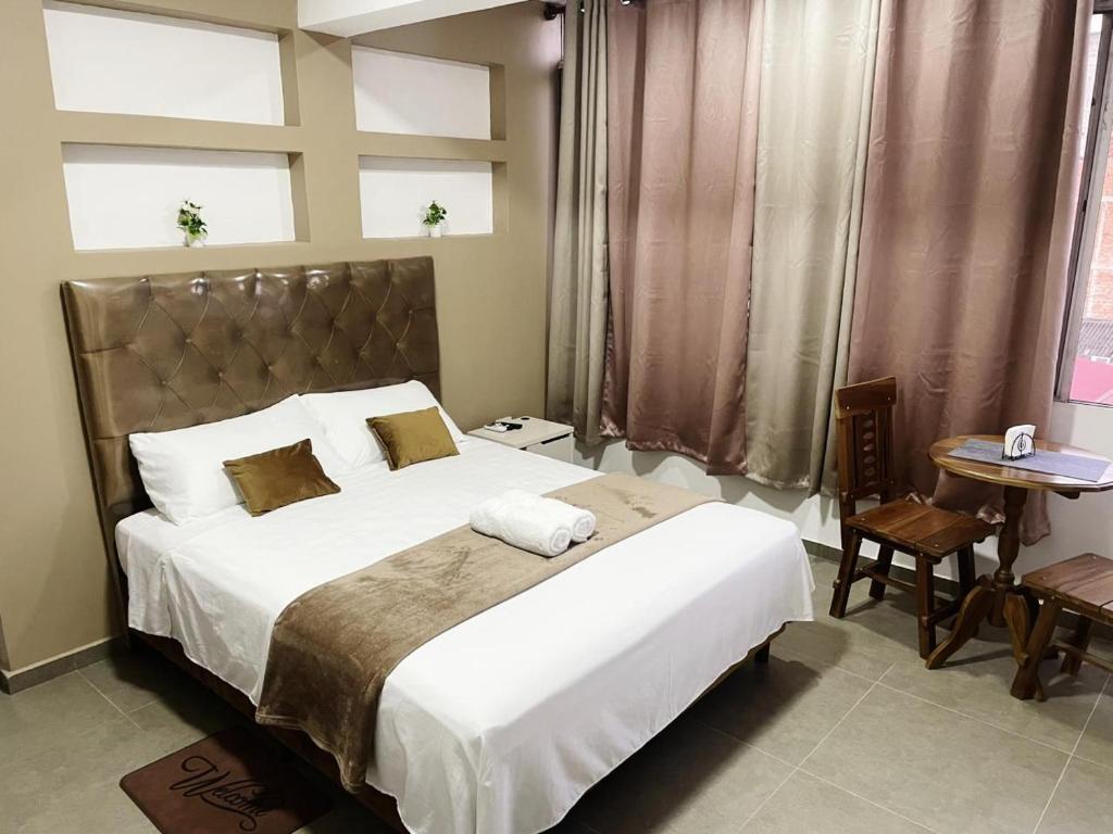 Moderno dpto céntrico con vista a la Catedral - 3