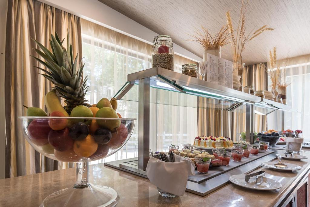 Lion Hotel Borovets — Restaurant & bars in Samokov, Sofia (province)