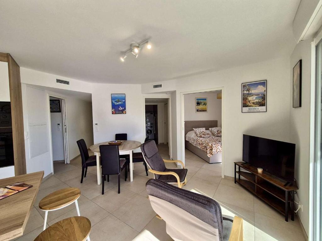 Appartement moderne 4 pièces, climatisé, parking, Cavalaire-sur-Mer - FR-1-226B-248 - 5