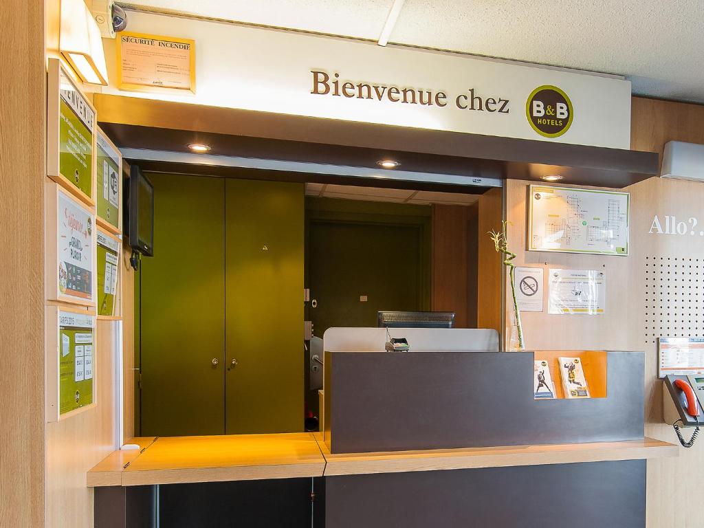 B&B HOTEL Bordeaux Lormont photo
