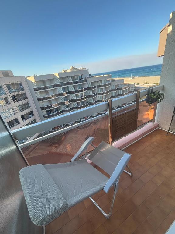 Charmant Studio Clévacances 2 étoiles - pour 2 personnes - VUE PLAGE, MER et CLIM - 2