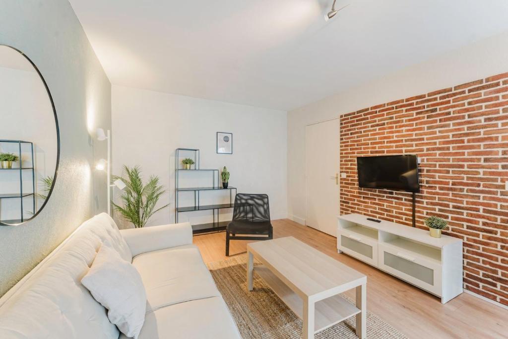 Fully-equipped apartment near the center of Lille - 2