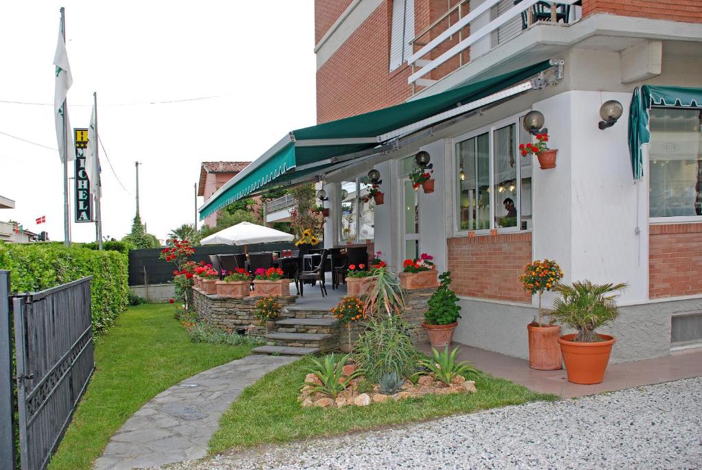 Hotel Michela photo