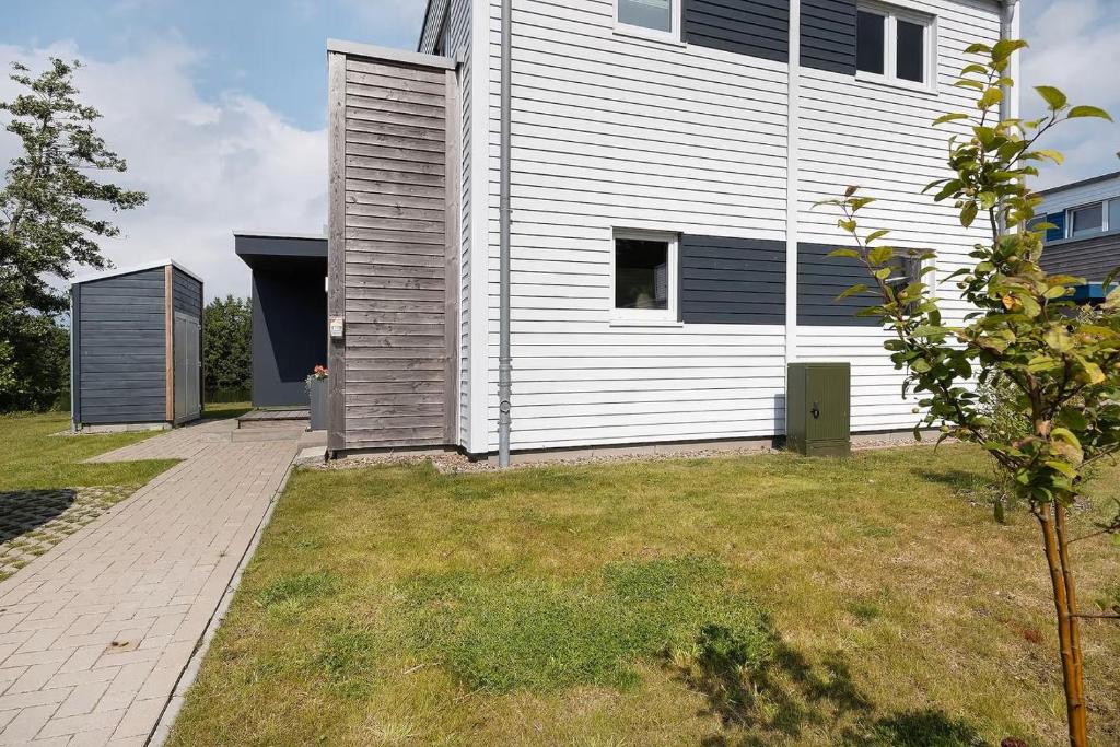 Haus Sophia, Tossenserdeich