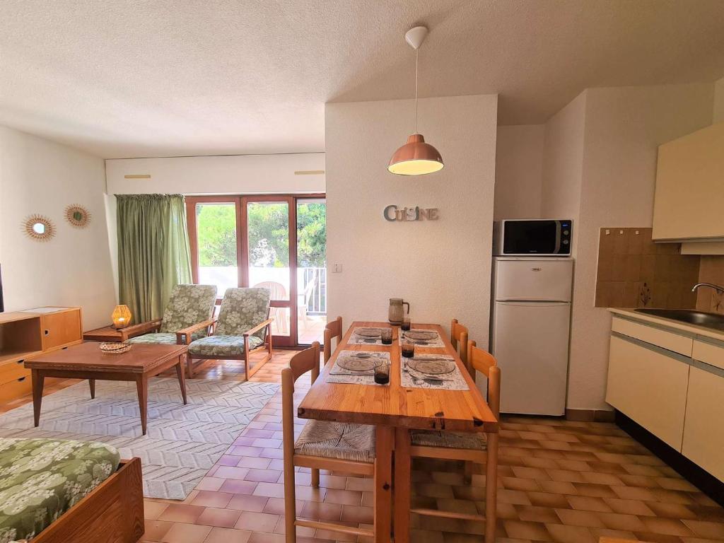 Appt 3 pièces - jusqu'à 4 personnes- Le Cap D'Agde CT210-038 - 2