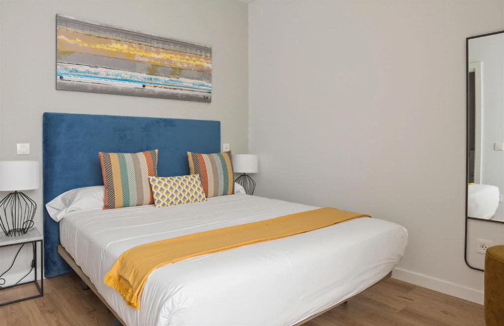 Apartamentos Gran Vía - 4