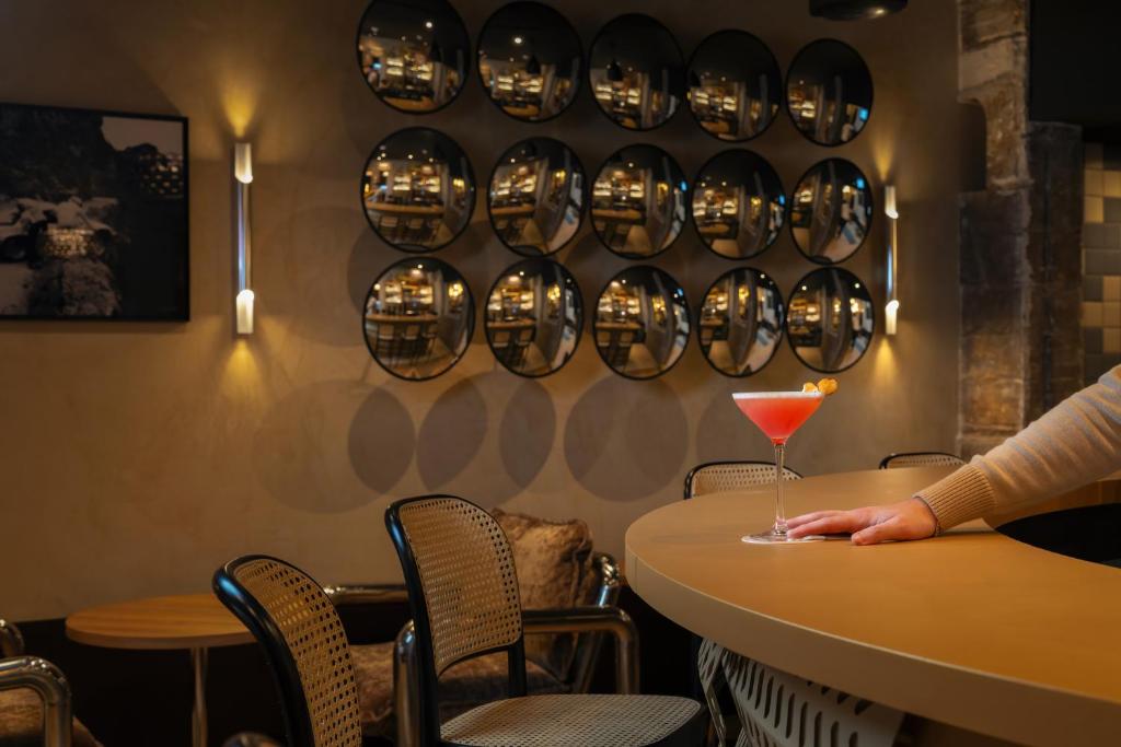 Bar/lounge