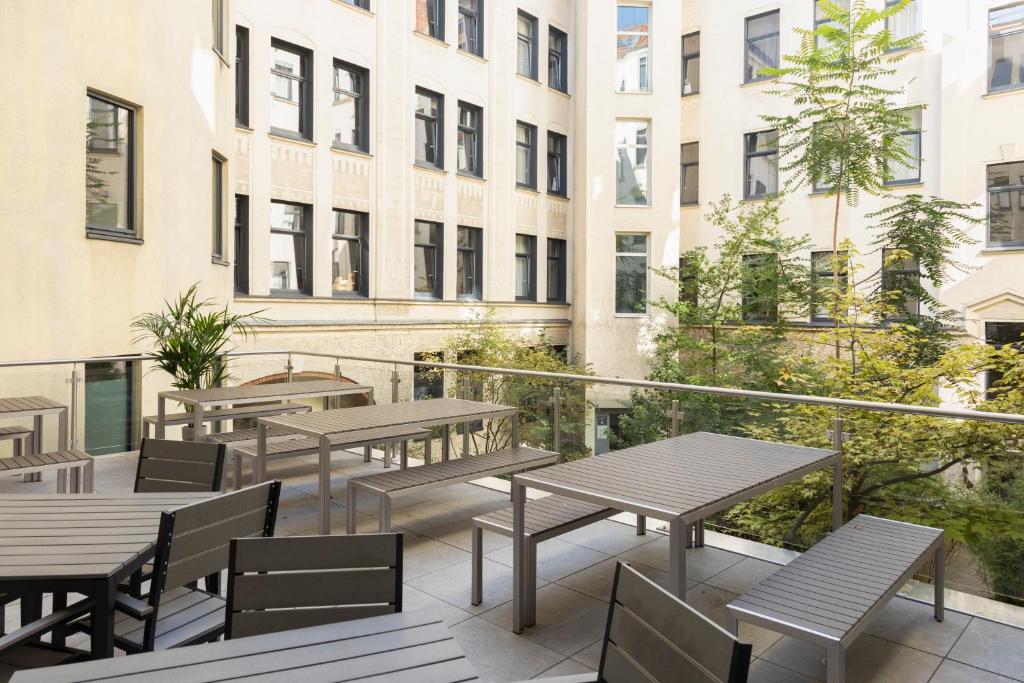 Balcony/terrace, acama Hotel + Hostel Kreuzberg in Berlin