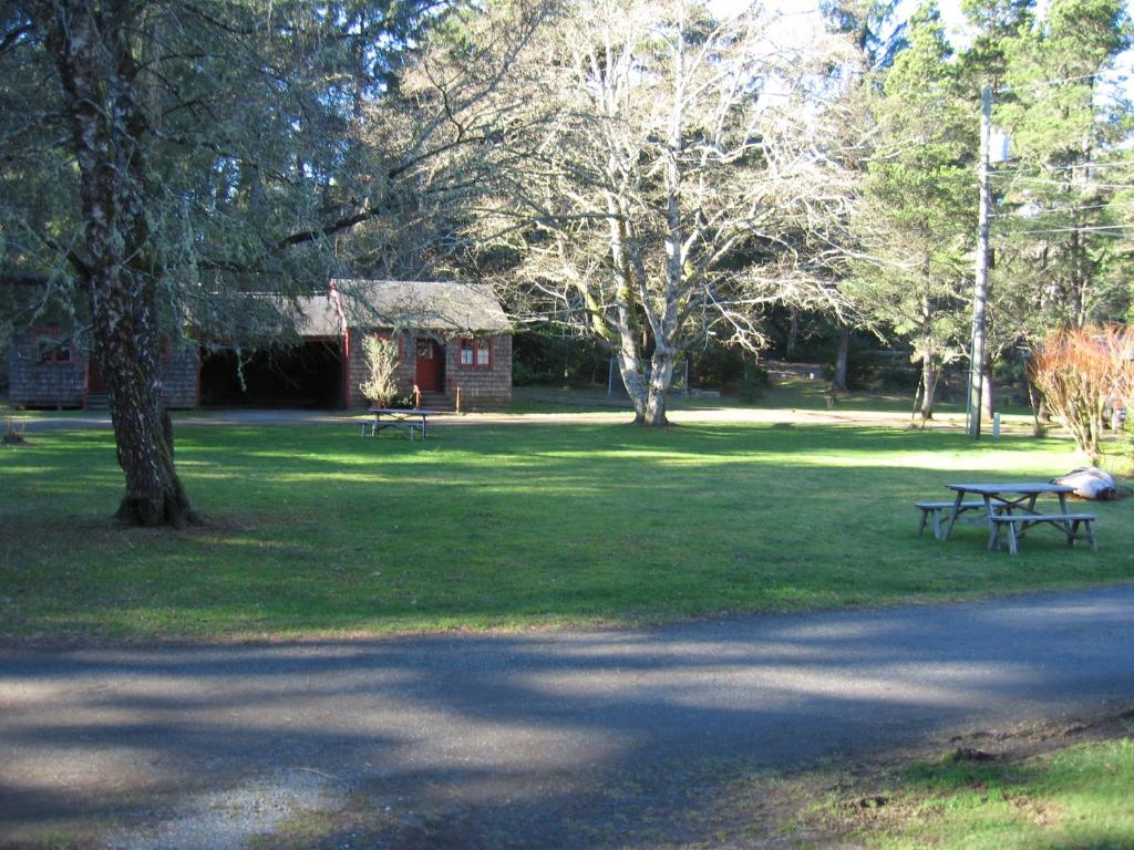 Shakti Cove Cottages