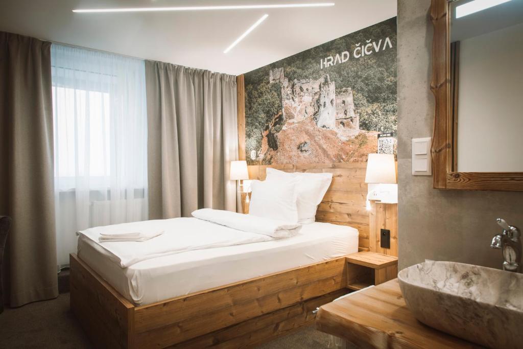 호텔 드루즈바의 카지노 또는 나이트클럽 공간