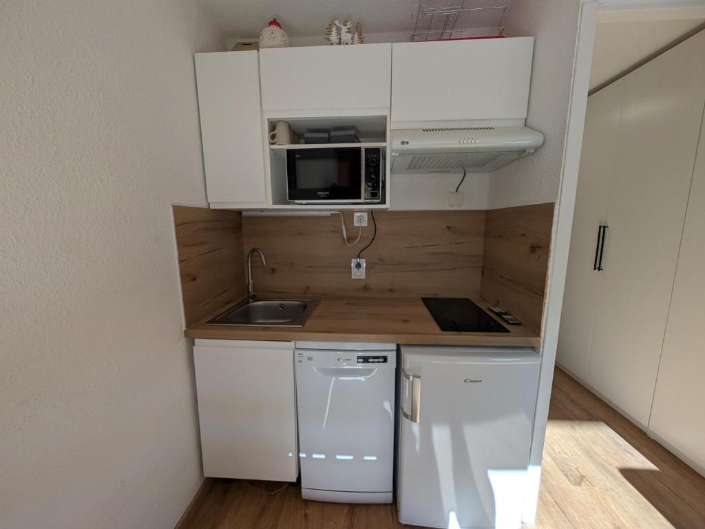 Studio cosy rénové plein sud avec vue sur pistes et parking à Montgenèvre - FR-1-445-74 - 5