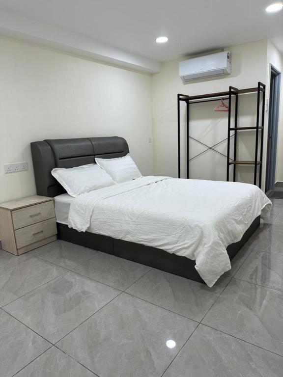 zocozy 楼中居, Muar