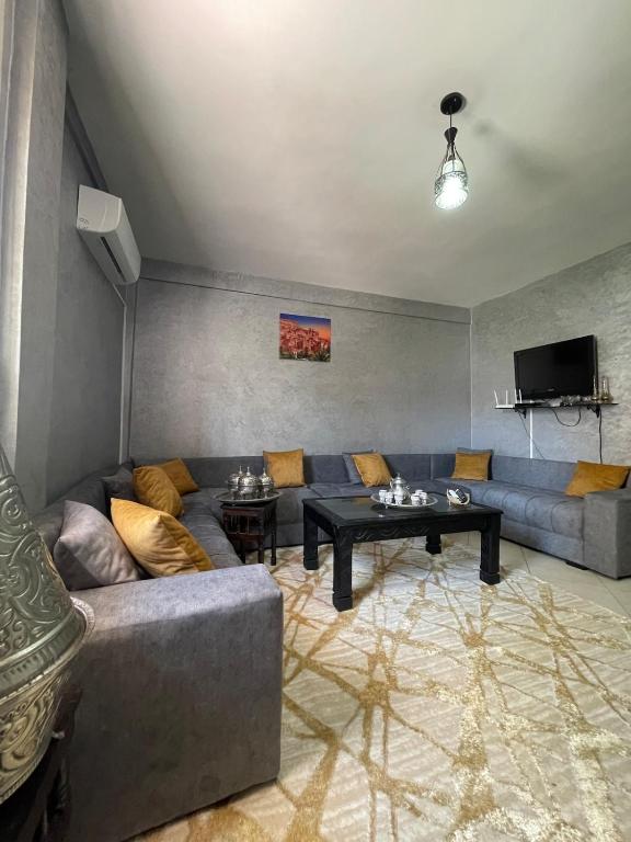 7 Min to Agadir Stadium - Modern & Cozy Stay, Agádir