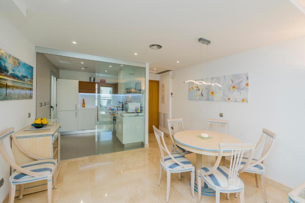 3 BR Los Arqueros beach Marbella - 4