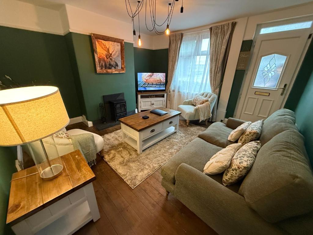 Laura Ashley cosy inner terrace, Barnsley