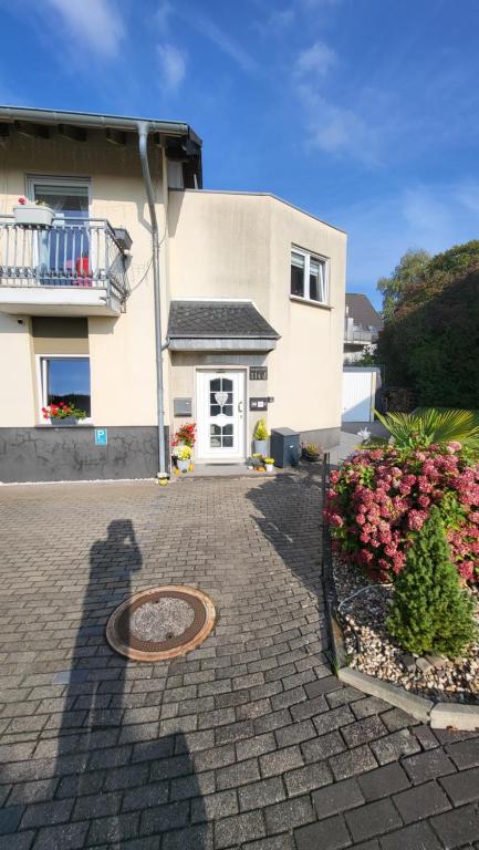 bei Elena, Burscheid