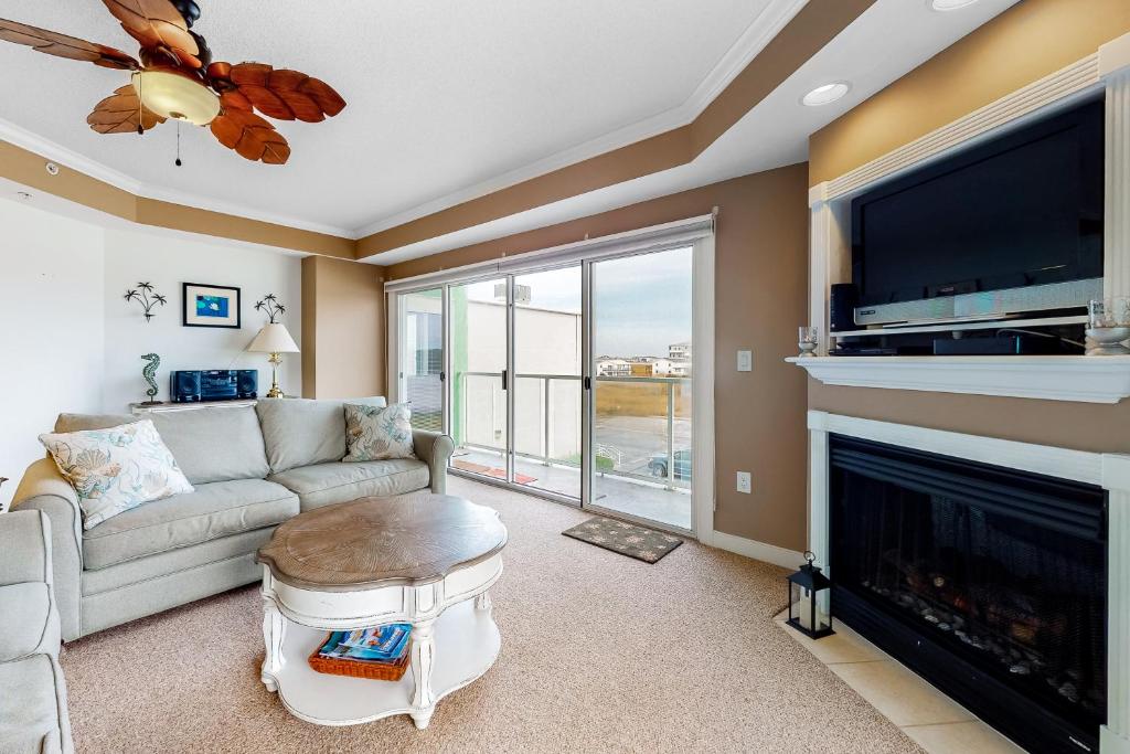 Coral Seas 201, Ocean City