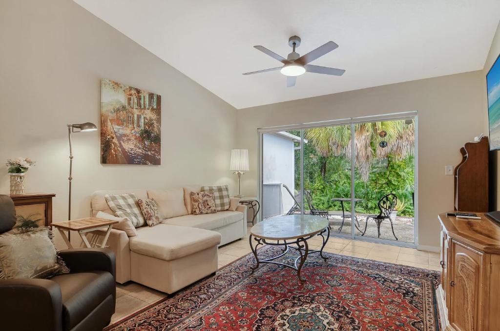Close to Beaches, Downtown, Restaurants & Parks!, Sarasota