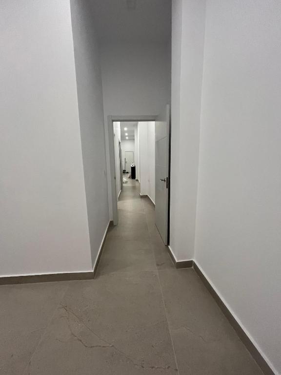 Apartamento Completo Nuevo Trinidad en Centro de Málaga - 4