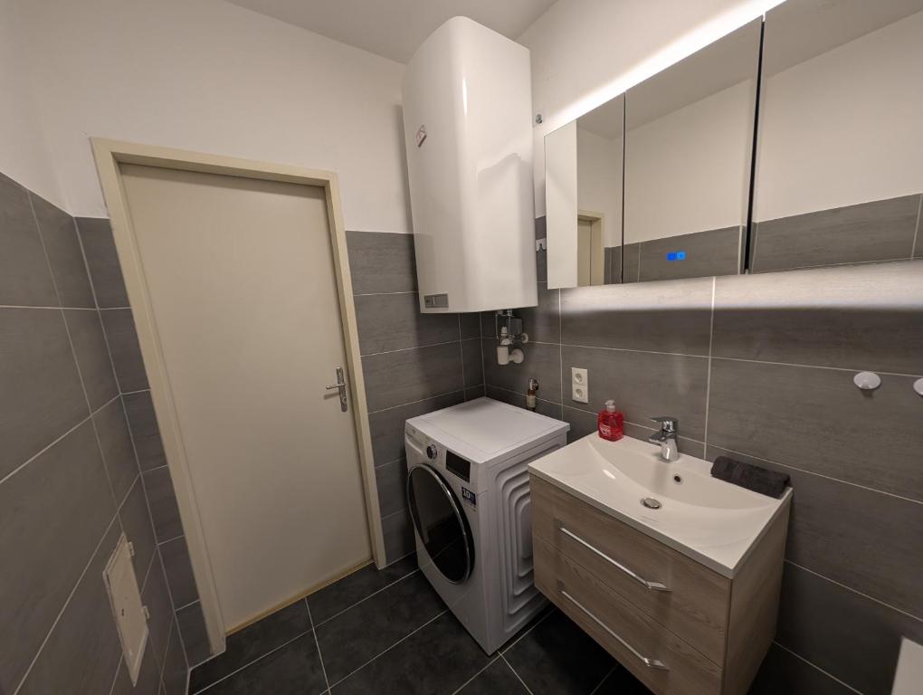 Flataid Apartment Obere Bahnstraße - Grazer Messe - 2