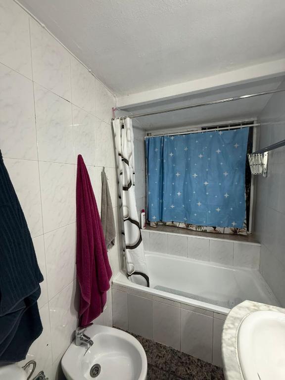 Cosy and Secure Estudio Marbella - 3