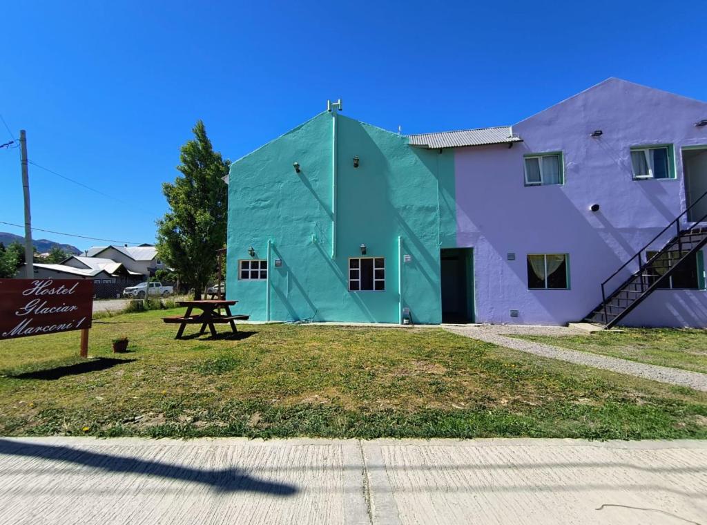 Hostel Glaciar Marconi I - 2