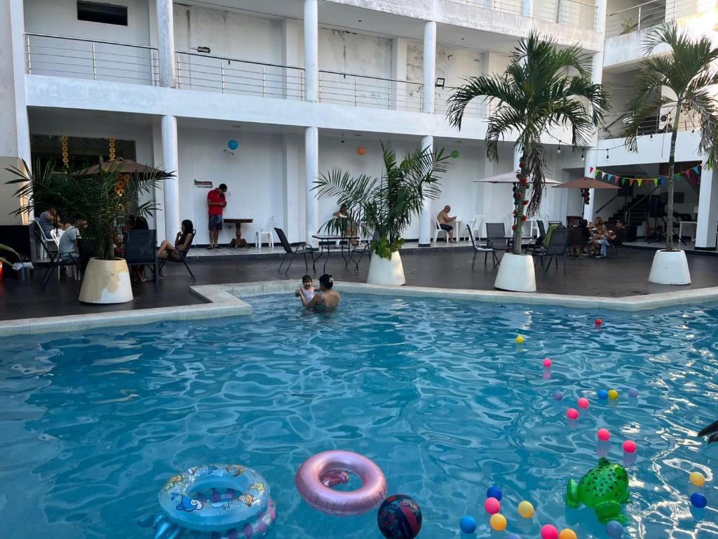 refugio en la selva - 2