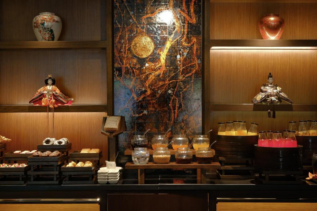 อาหารและเครื่องดื่ม