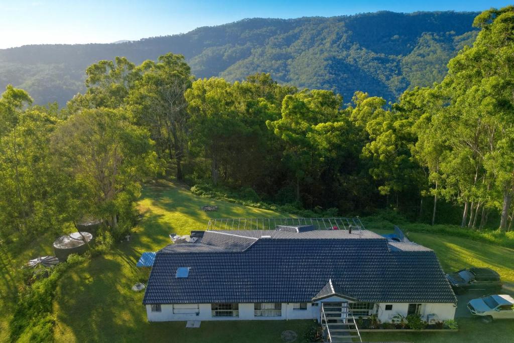 Hinterland Heights, Canungra