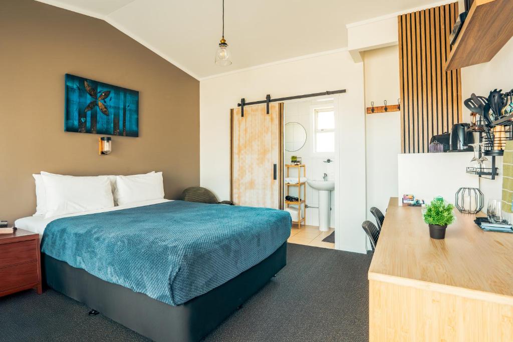 Frimley Lodge Motel