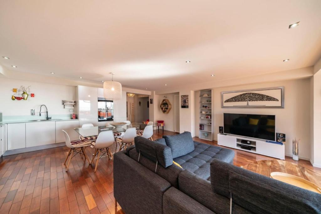 Wonderful sea-view 5-room apartment - 5