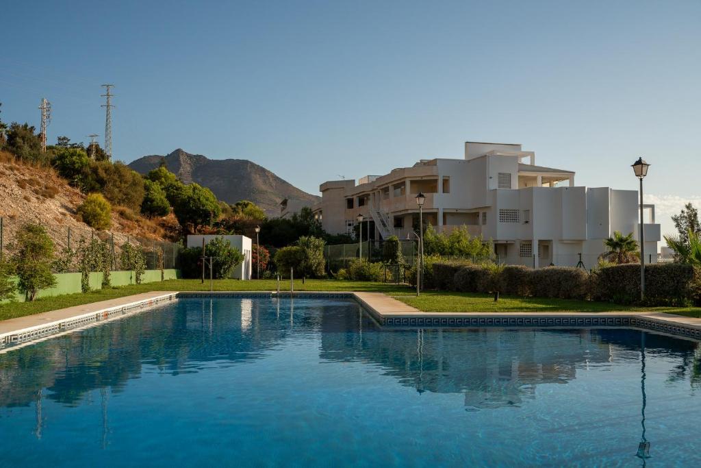 Stylish 2BR Apt | Balcony & Sea Views - 5