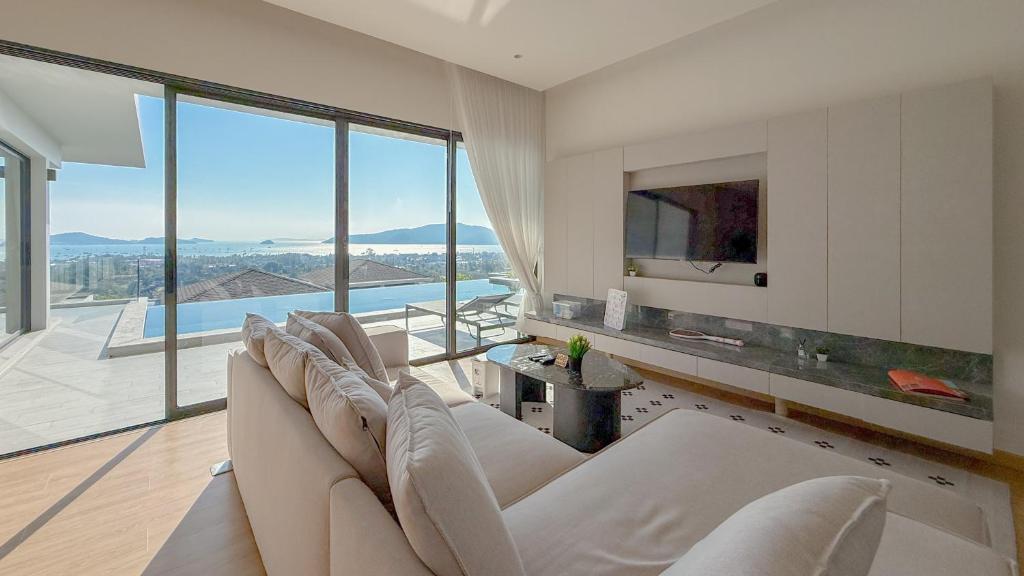 The Salin Seaview Villas, Ban Kata