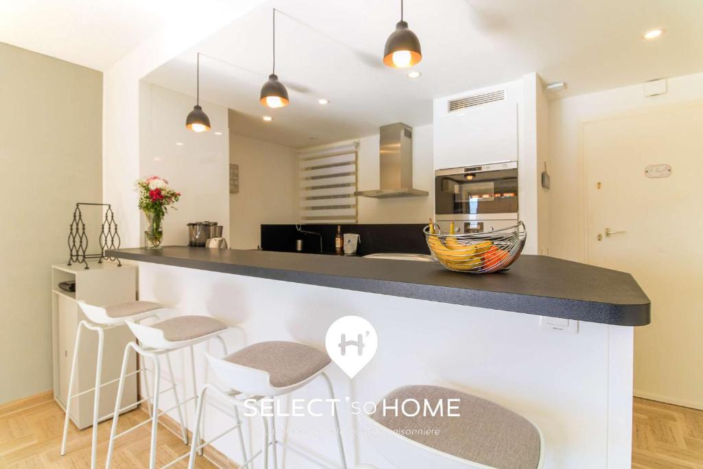 SELECT' - Appartement avec vue mer, sur les hauteurs du centre-ville avec parking privé - DOLCE VITA - 4