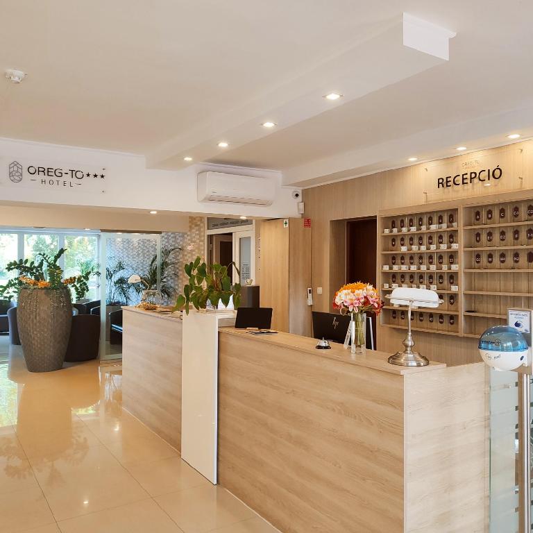 Oreg-to Hotel es Rendezvenyter 전경