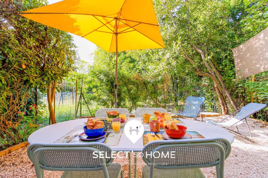 SELECT'soHOME - Appartement pour 4 personnes avec jardin privé au coeur du Lavandou ! - LO CASAU, Le Lavandou