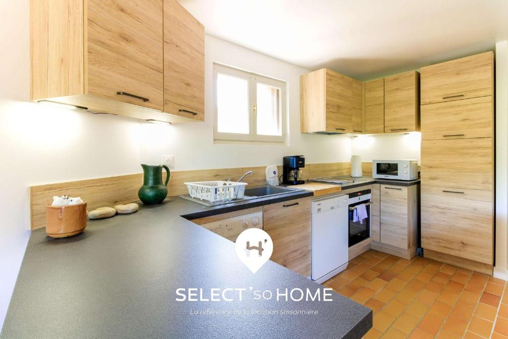SELECT'soHOME - Duplex avec rooftop à Saint-Clair au Lavandou à quelques pas de la plage - PARCFO-16 - 5