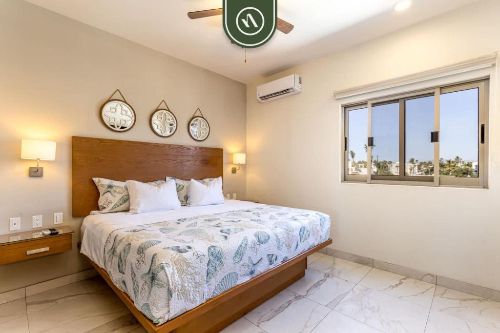 Centric 1BR Condo in Downtown Cabo - Rooftop Pool - 2