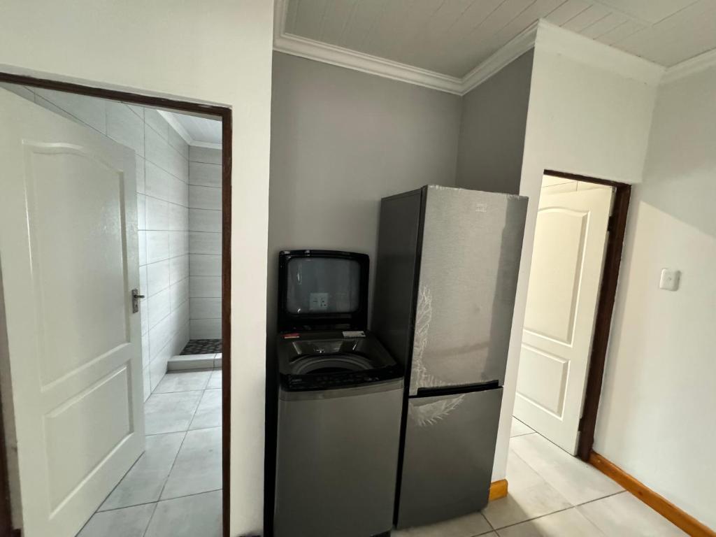 Da Silva Residence, George