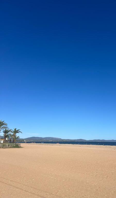 Magnifique appartement vue mer Hyeres - 3