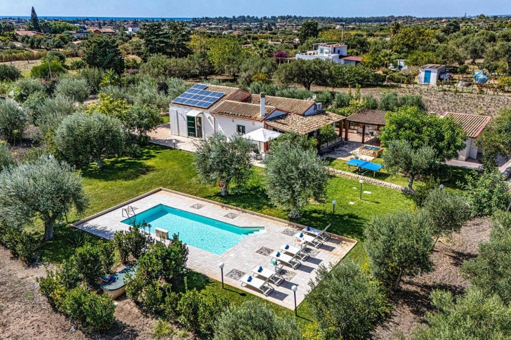 Villa Marzallo by Villa Plus - 2