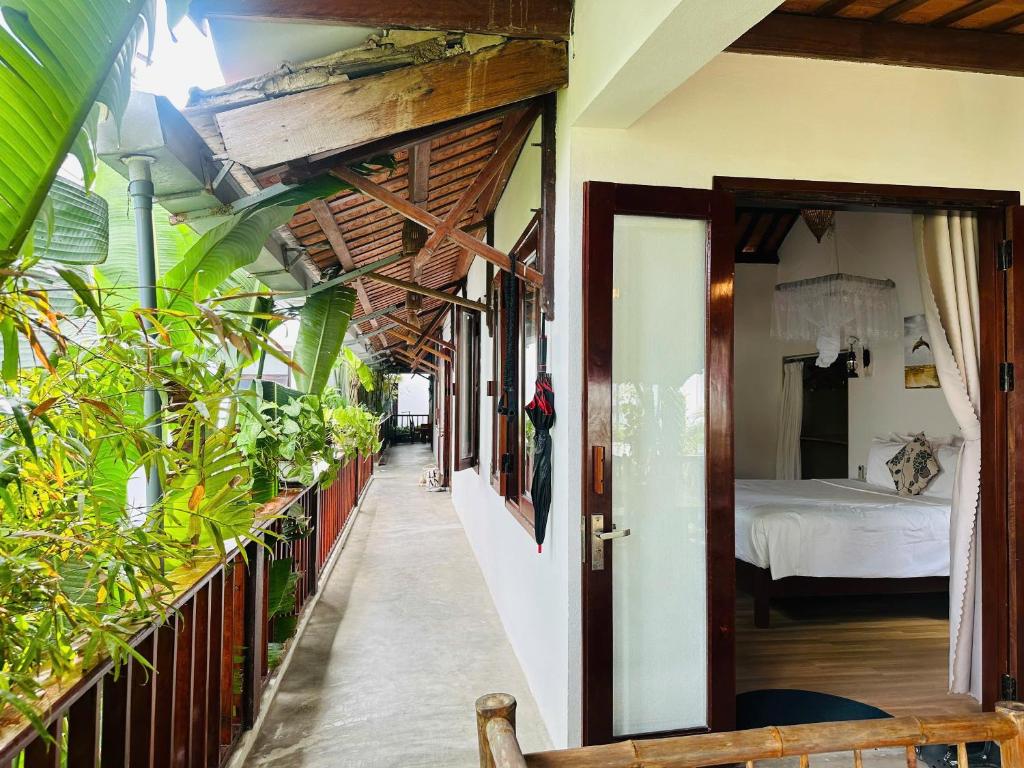 Small Family Homestay