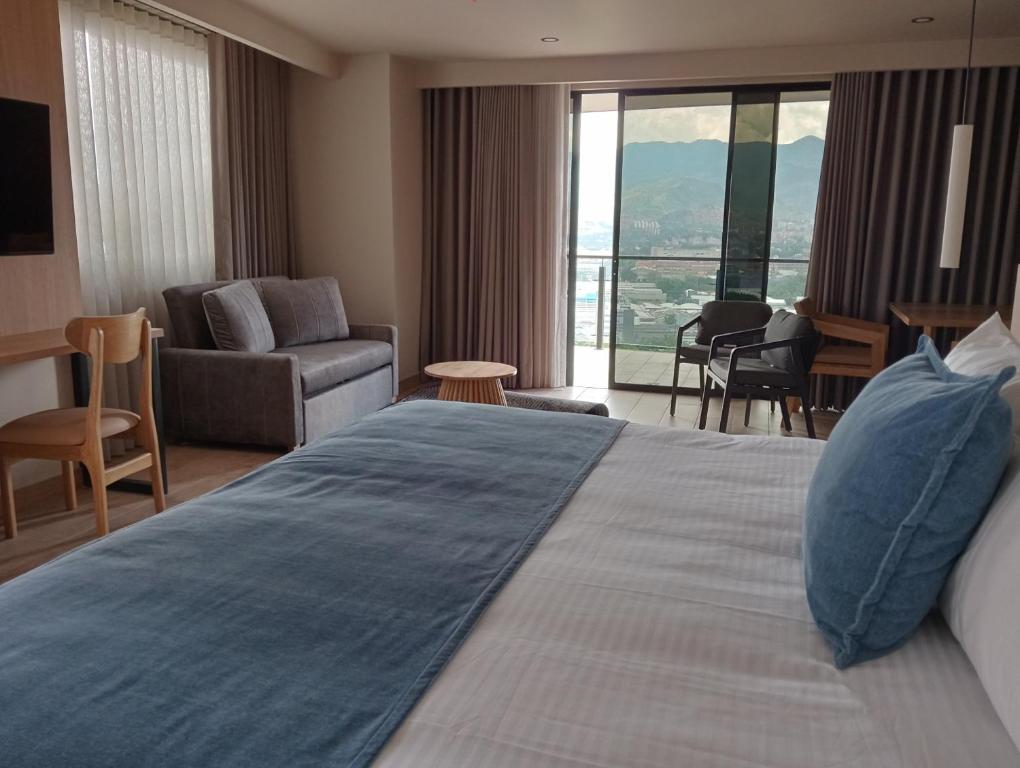 Hotel Rulay Medellin - 1