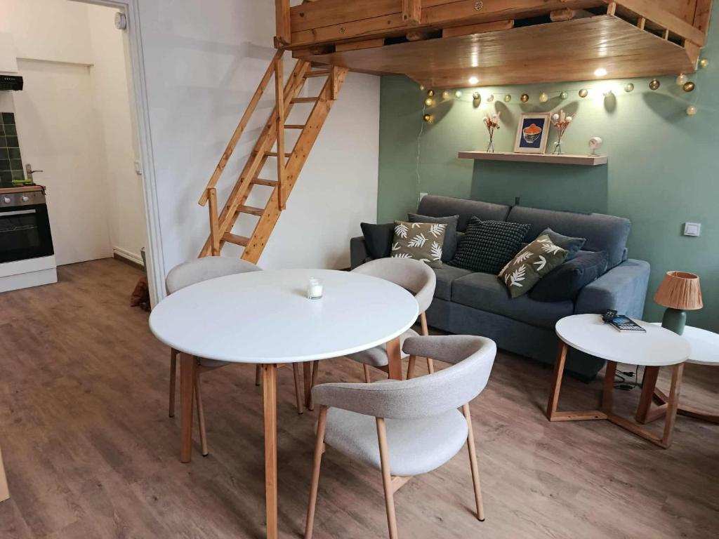 secteur plage Malo, Rénové, capacité 2 ou famille 4 personnes, Mezzanine pour les enfants - 5
