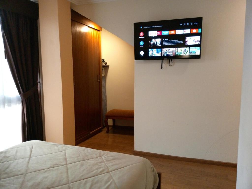 HilltopBellavista suite two - 2