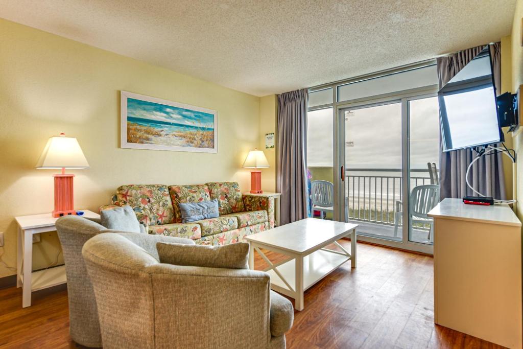 Oceanfront Resort Condo in North Myrtle Beach!, Myrtle Beach