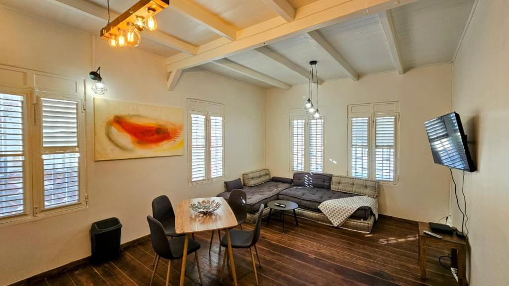 Katarina, Sainte-Thérèse