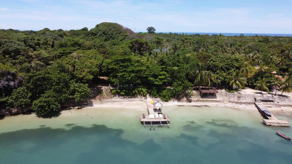 Hotel Isla Fuerte Ecohouse - 2